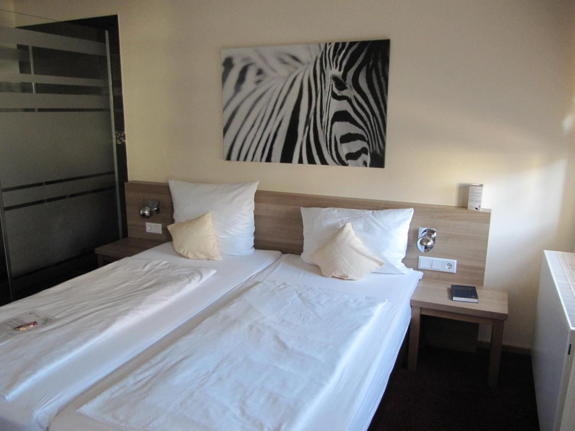 Hotel Stadt Steinheim Steinheim  Szoba fotó